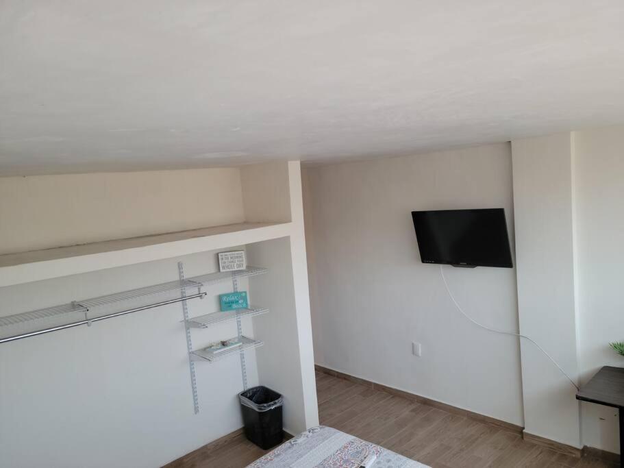 Апартаменты Departamento Privado7, 2 Camas Matri, Parking, Cocina Equipada, Wifi 65 Mb, 2 Climas,Centrico,Tv Smart Сьюдад-Вальес Экстерьер фото